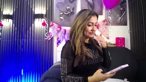 Chloe  online show from February 18, 12:56 pm