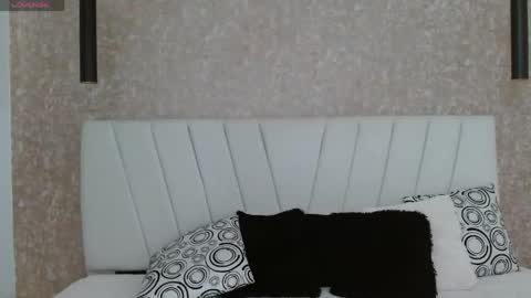 Snapshot of chloe_brownn1 chatting on April 19, 6:07 pm Abby 19 years online show from April 19, 6:07 pm