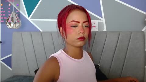 Snapshot of chloe_brownn1 chatting on May 11, 6:49 pm Abby 19 years online show from May 11, 6:49 pm