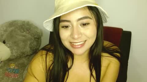 chloe_dolce online show from September 30, 11:43 pm