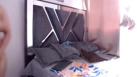 Snapshot of chloe_hotx chatting on April 22, 7:37 pm Chloe and Danna online show from April 22, 7:37 pm