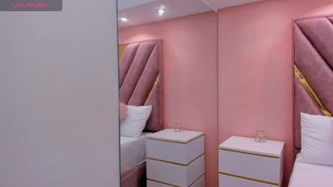 Chloe online show from March 31, 11:21 am