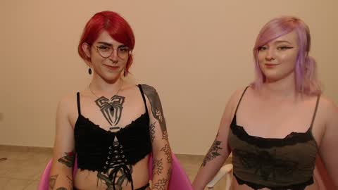 Snapshot of chloe_levine chatting on January 14, 2:40 am Chloe Levine online show from January 14, 2:40 am