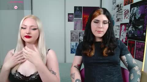 Snapshot of chloe_levine chatting on February 23, 6:38 pm Chloe Levine online show from February 23, 6:38 pm