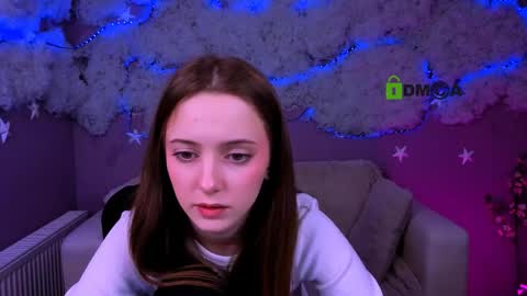 Snapshot of chloe_ley chatting on April 30, 9:48 am chloe_ley online show from April 30, 9:48 am
