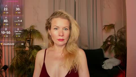 Julia online show from April 24, 1:13 pm