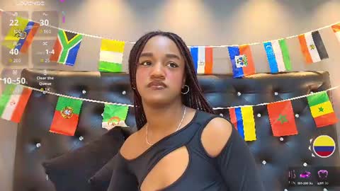 Snapshot of chloebrunnie chatting on July 10, 12:30 pm CHLOE online show from July 10, 12:30 pm