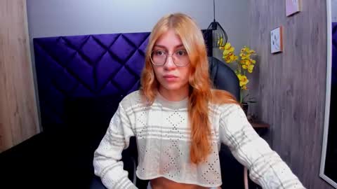 chloecampbell03 online show from October 21, 12:50 pm