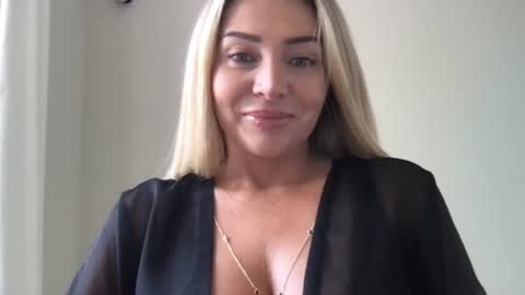 Snapshot of chloefree chatting on July 1, 1:45 pm Chloe online show from July 1, 1:45 pm
