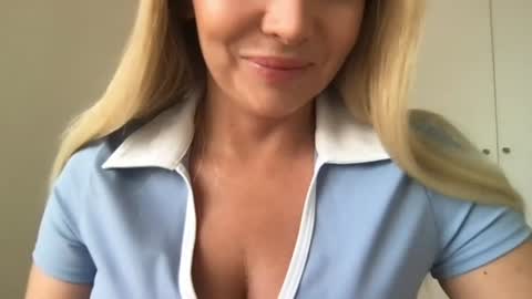 Snapshot of chloefree chatting on July 15, 1:49 pm Chloe online show from July 15, 1:49 pm
