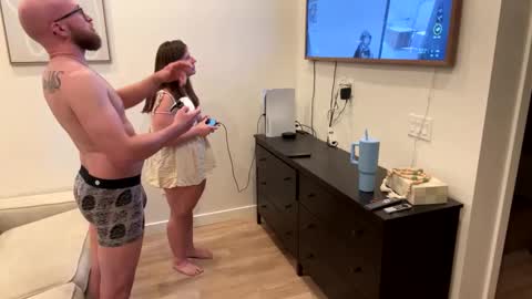 Snapshot of chloejaxxx chatting on September 16, 1:50 am chloejaxxx online show from September 16, 1:50 am