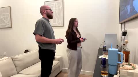 Snapshot of chloejaxxx chatting on October 5, 3:05 am chloejaxxx online show from October 5, 3:05 am