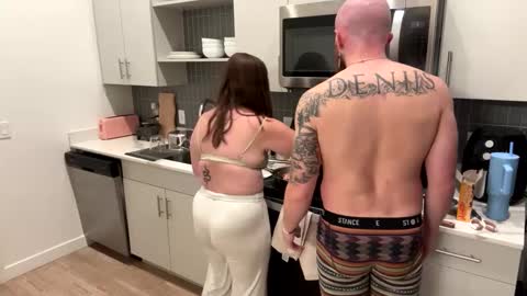 Snapshot of chloejaxxx chatting on October 6, 1:25 am chloejaxxx online show from October 6, 1:25 am