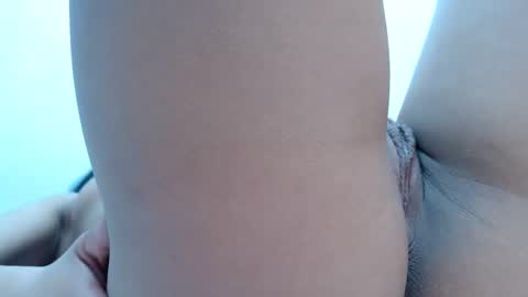 Snapshot of chloemartini_ chatting on December 24, 3:05 am ChloeSignup For Free  Join my Fan Club online show from December 24, 3:05 am