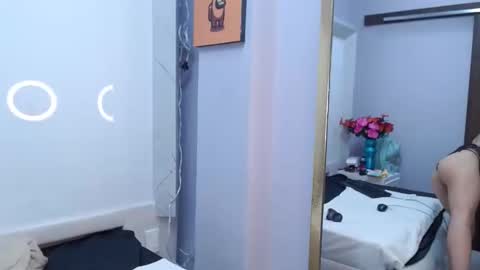Snapshot of chloemartini_ chatting on December 27, 6:35 am ChloeSignup For Free  Join my Fan Club online show from December 27, 6:35 am