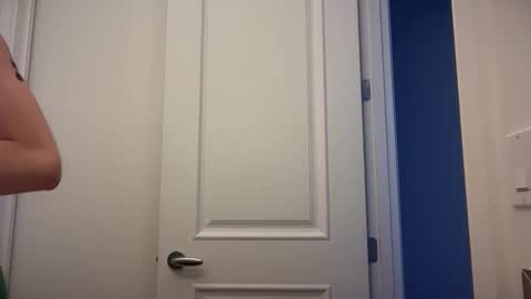 chloeros3e online show from September 19, 5:13 pm