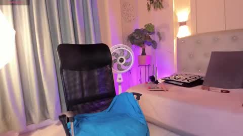 Chloe rosse online show from March 28, 1:16 am