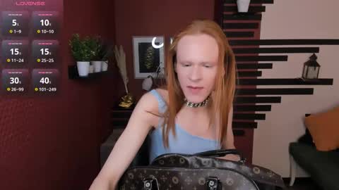 Chloe online show from October 23, 11:53 am