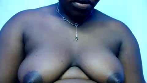 chocolate_ass88 online show from August 3, 1:16 pm