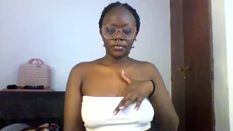 chocolate babes online show from November 6, 9:43 am