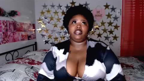 Snapshot of chocolatebunnyxx69 chatting on November 10, 9:47 pm Melina online show from November 10, 9:47 pm