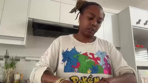 ChocolateCakeQueen online show from October 27, 8:35 pm