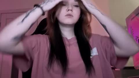 Lissa online show from March 22, 5:49 pm