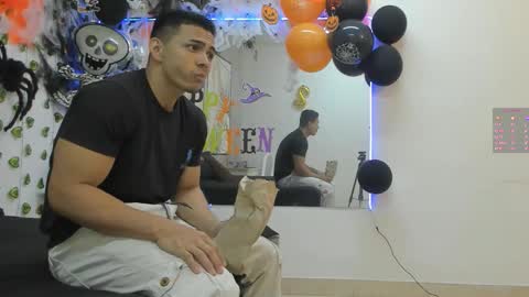 Chorey Thaylor online show from October 5, 2:26 pm