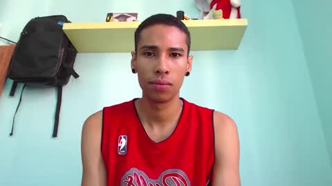 Andrew online show from December 19, 7:54 pm