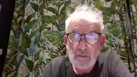 chris1404 online show from May 4, 8:05 pm