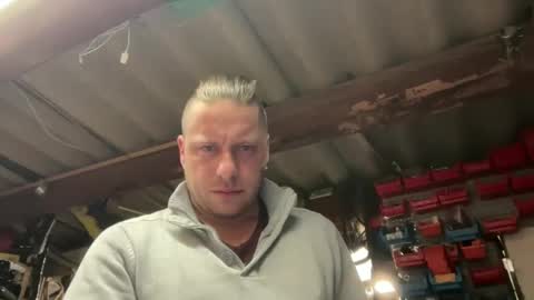 Chris online show from December 22, 7:00 am