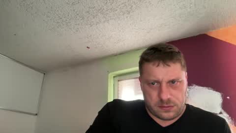 Snapshot of chris164 chatting on April 1, 11:33 am Chris online show from April 1, 11:33 am