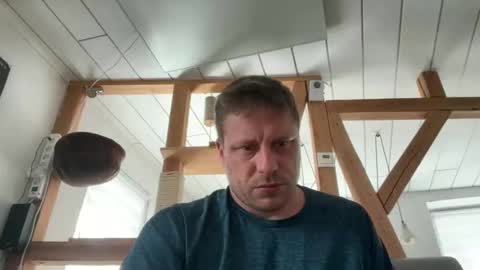 Snapshot of chris164 chatting on April 23, 10:14 am Chris online show from April 23, 10:14 am