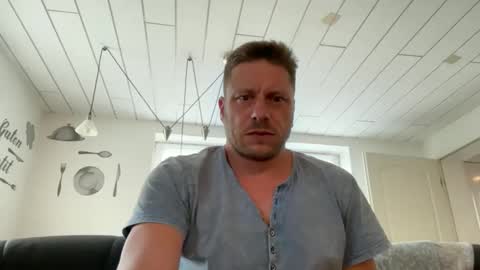 Snapshot of chris164 chatting on June 3, 6:24 pm Chris online show from June 3, 6:24 pm
