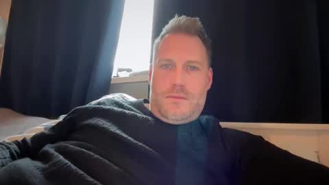 Snapshot of chris2024x chatting on February 28, 12:42 pm Christian online show from February 28, 12:42 pm