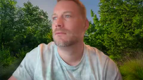 Snapshot of chris2024x chatting on September 22, 7:21 am Christian online show from September 22, 7:21 am