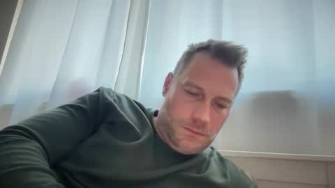 Snapshot of chris2024x chatting on November 22, 7:18 am Christian online show from November 22, 7:18 am