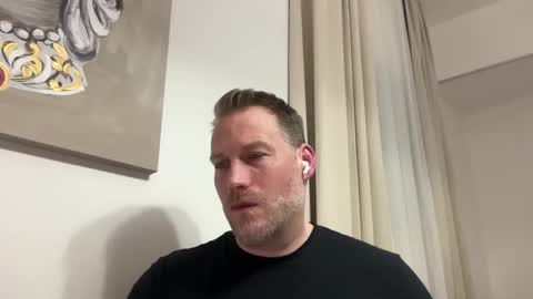 Snapshot of chris2024x chatting on February 11, 9:42 pm Christian online show from February 11, 9:42 pm