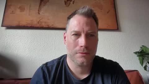 Snapshot of chris2024x chatting on February 25, 8:35 am Christian online show from February 25, 8:35 am