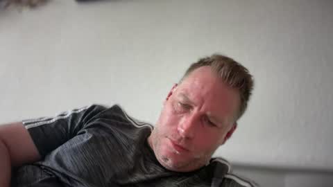 Snapshot of chris2024x chatting on June 18, 10:52 am Christian online show from June 18, 10:52 am