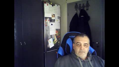 Chris online show from September 25, 10:30 am