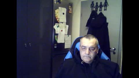 Chris online show from March 15, 3:45 am