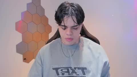 Chris Cooper Independent model online show from December 2, 2:50 am