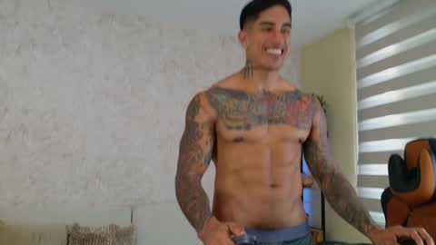 chris reilly online show from December 7, 7:54 pm