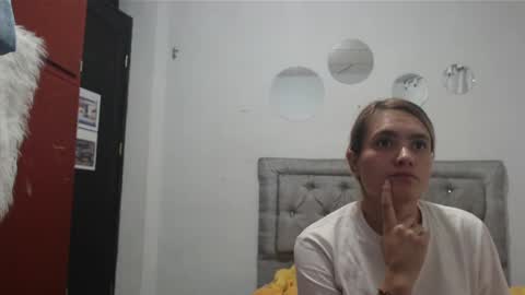 Snapshot of chris_sharon2023 chatting on December 2, 5:04 am Yarixa online show from December 2, 5:04 am