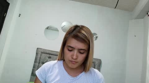 Snapshot of chris_sharon2023 chatting on January 5, 12:20 am Yarixa online show from January 5, 12:20 am