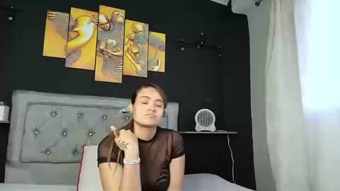 Snapshot of chris_sharon2023 chatting on September 19, 10:32 pm Yarixa online show from September 19, 10:32 pm