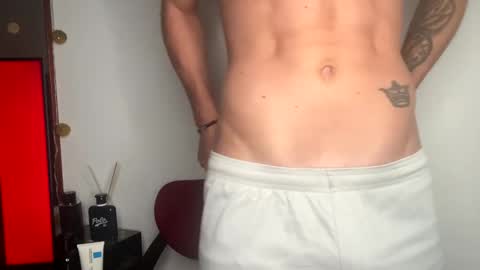 chris_stev47 online show from December 14, 4:42 pm