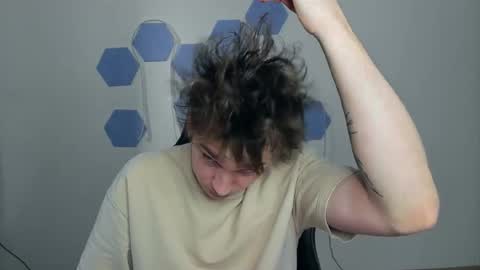 Snapshot of chris_tyson chatting on December 7, 8:55 am Chris Tyson online show from December 7, 8:55 am