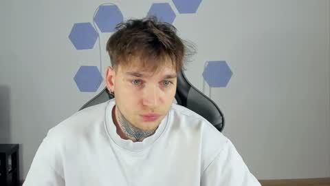 Snapshot of chris_tyson chatting on January 3, 4:27 pm Chris Tyson online show from January 3, 4:27 pm